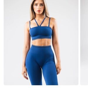 Alphalete strappy sports bra